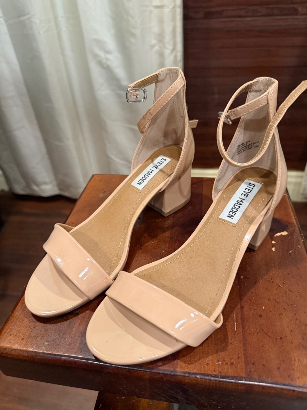 Steve Madden sandal